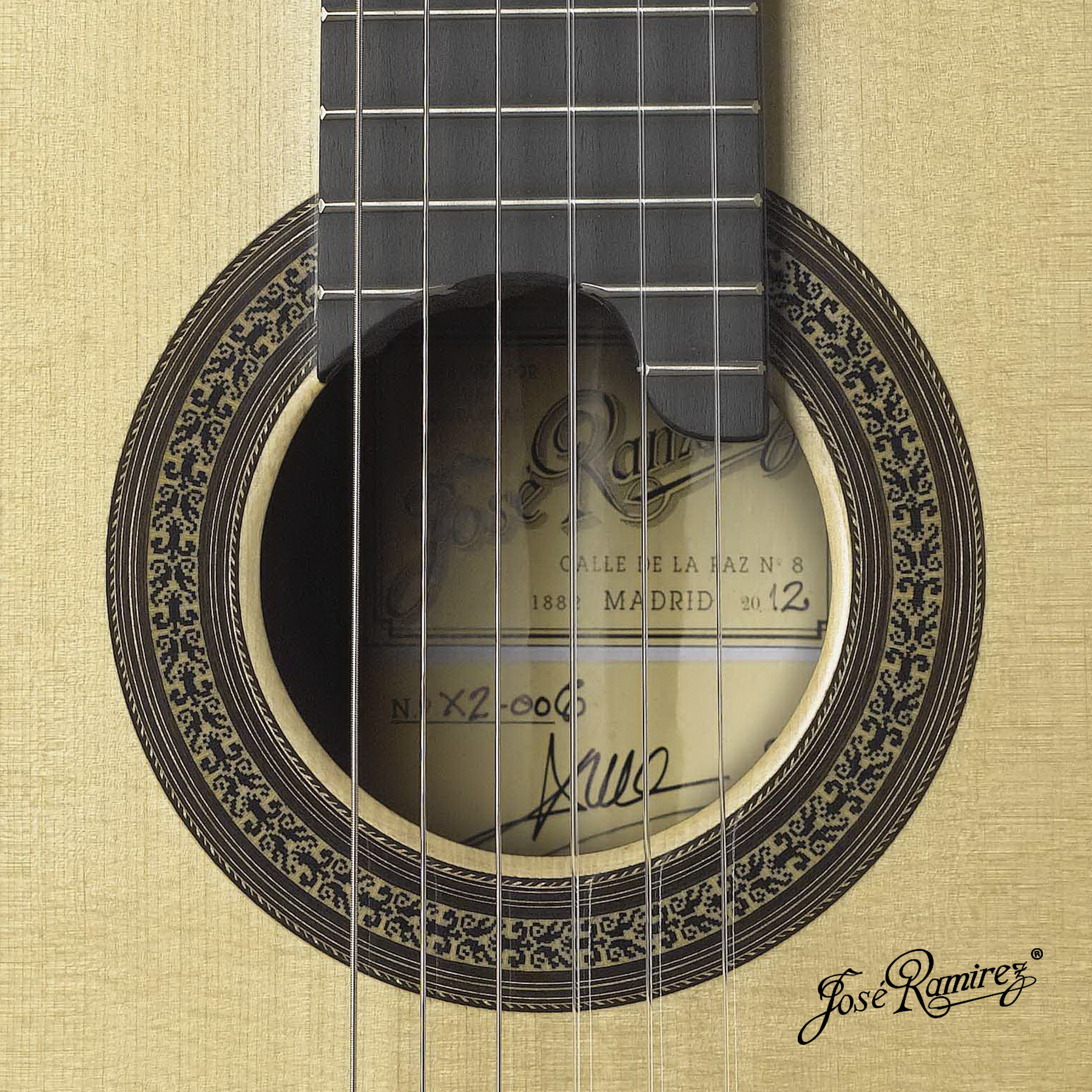 Boca de la guitarra artesana Antigua Ramírez